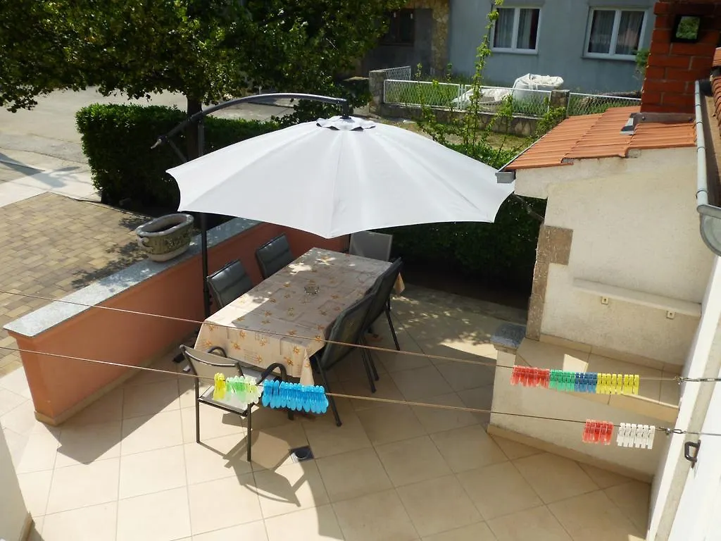 Apartments Pjer Starigrad Paklenica