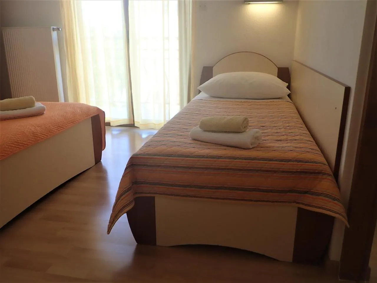 Apartments Pjer Starigrad Paklenica