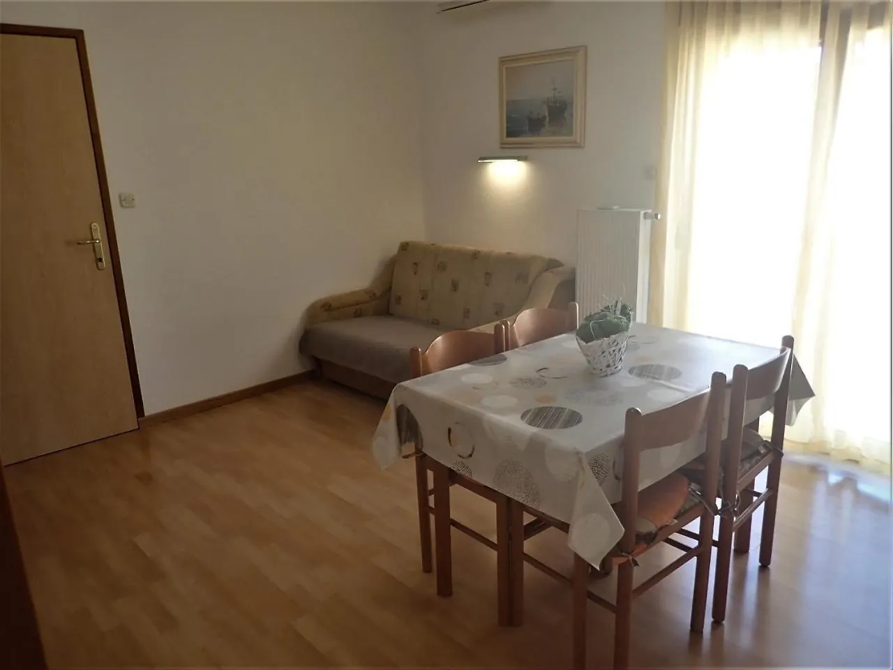 Apartments Pjer Starigrad Paklenica