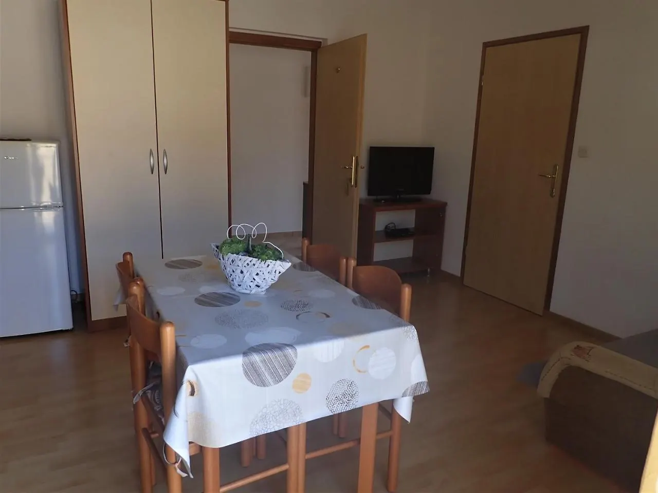 Apartments Pjer Starigrad Paklenica Croatia
